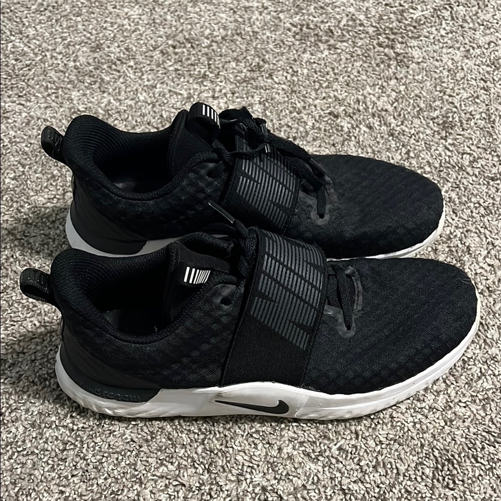 Nike women’s  Black Running Shoes